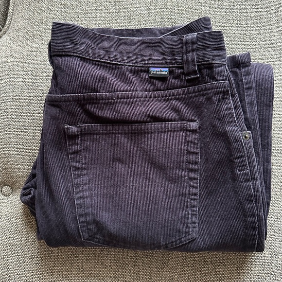 Patagonia Men’s Classic Corduroy Pants / Sz. 35 / Dark Blue - Picture 2 of 14
